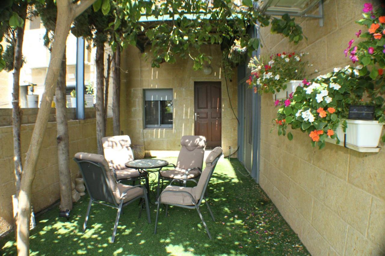 Holyland Apartments Йерусалим Екстериор снимка