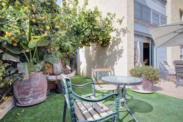 Holyland Apartments Йерусалим Екстериор снимка