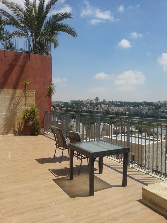 Holyland Apartments Йерусалим Екстериор снимка